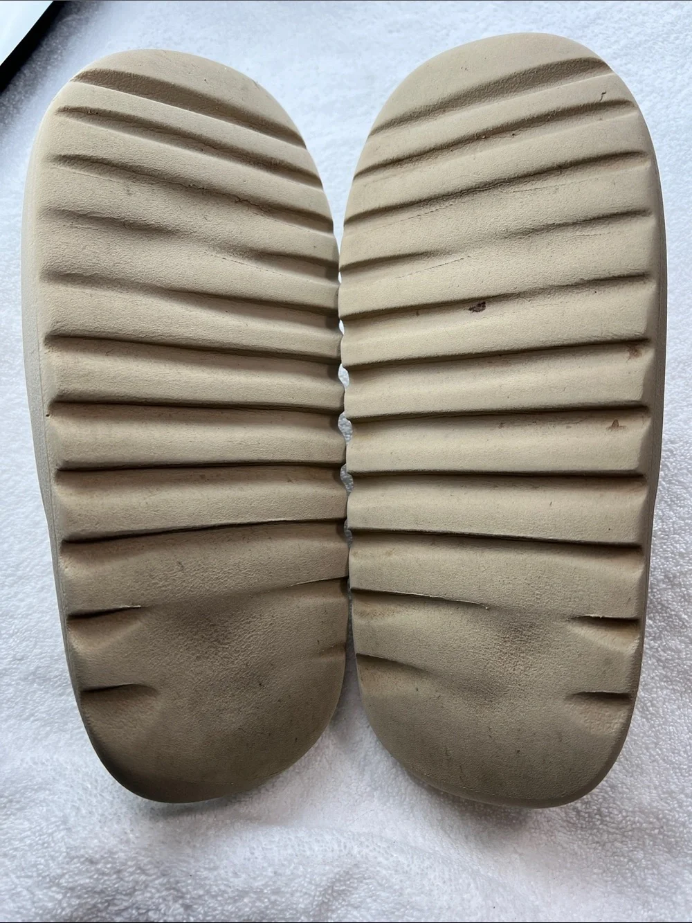 ADIDAS 13 Yeezy Slide Desert Sand Original Comfort Foam Sandal Slip-On Flip Flop